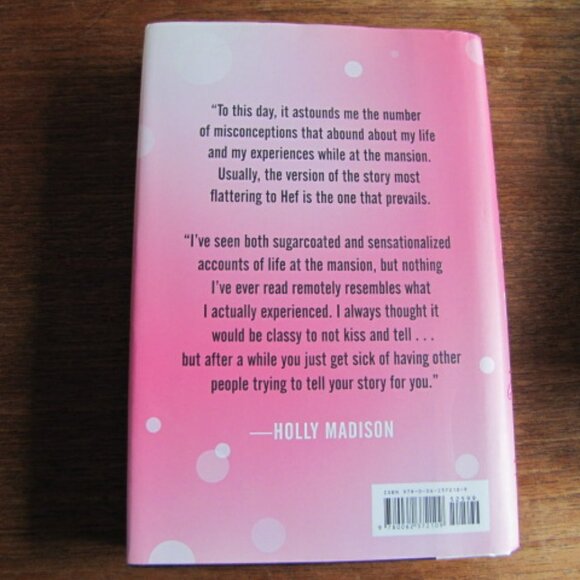 Book: Holly Madison "Down the Rabbit Hole" - Picture 2 of 6